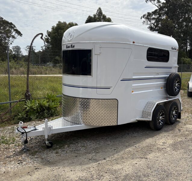 2H Angle Load Deluxe Australian Horse Float